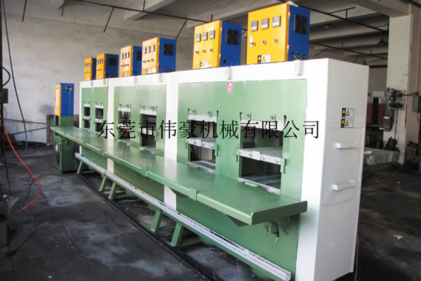 油壓機(jī)上是否要有安全防護(hù)裝置？